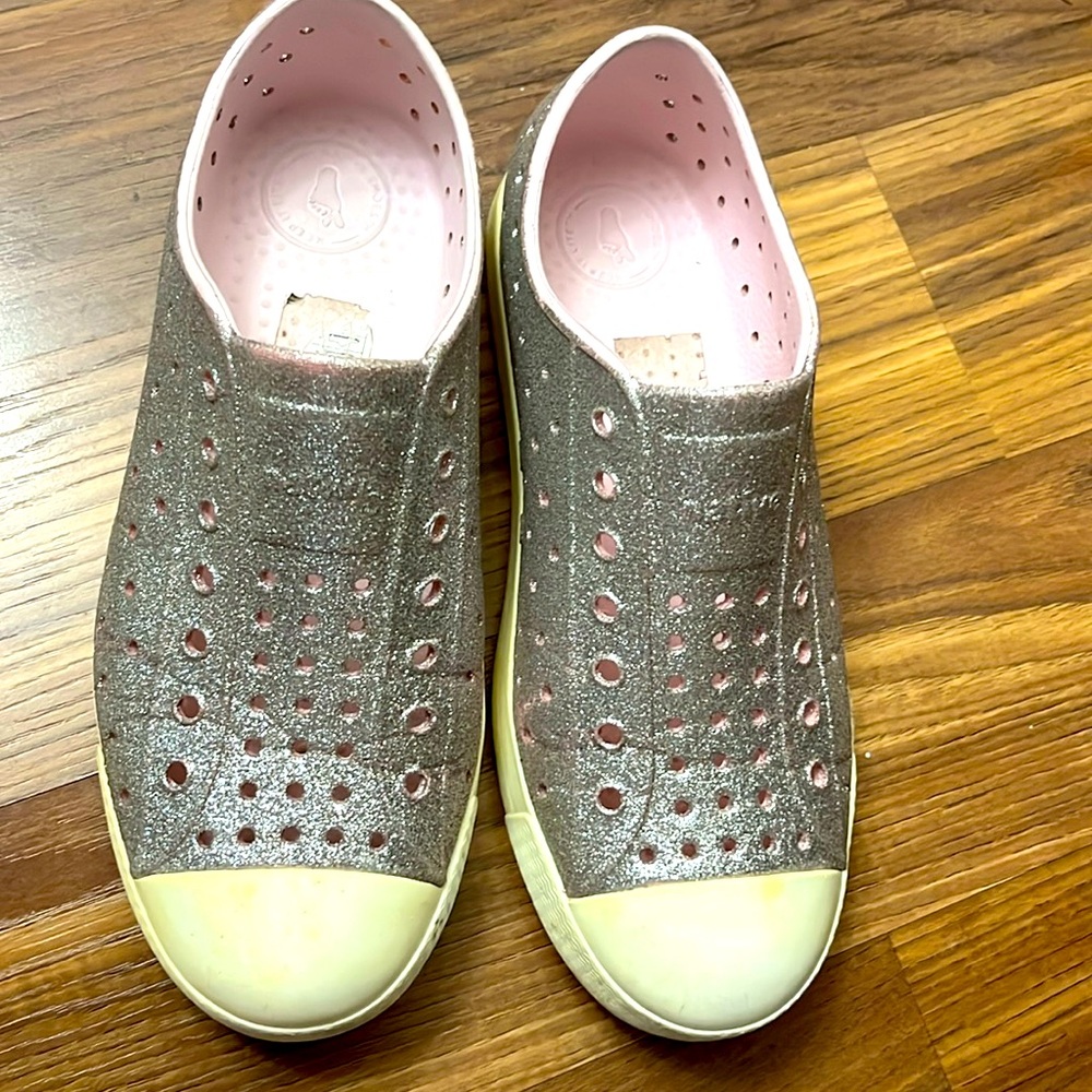 Pink Bling Glitter Jefferson Natives- J3 size 2